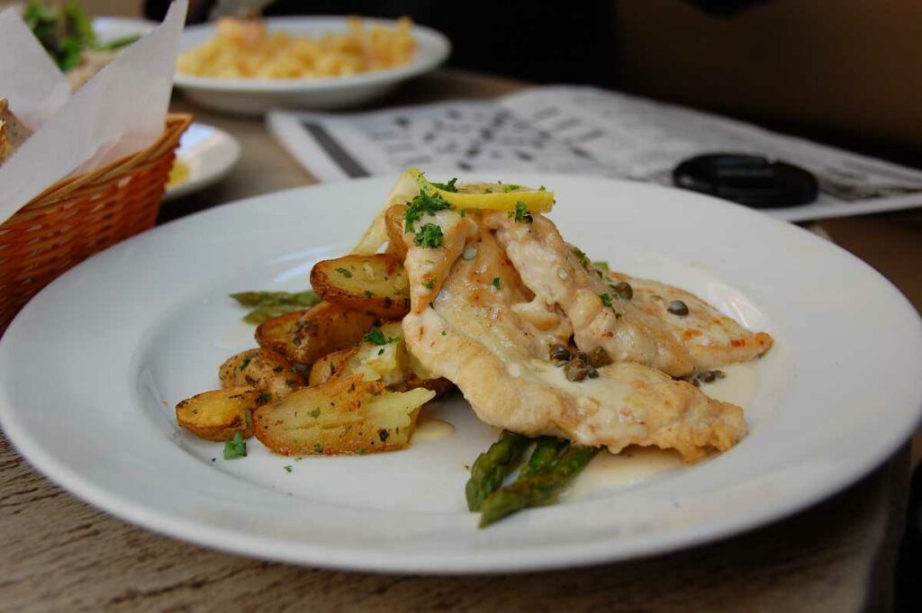 What's For Dinner? 5 Types Of Chickens! Crimson Coward